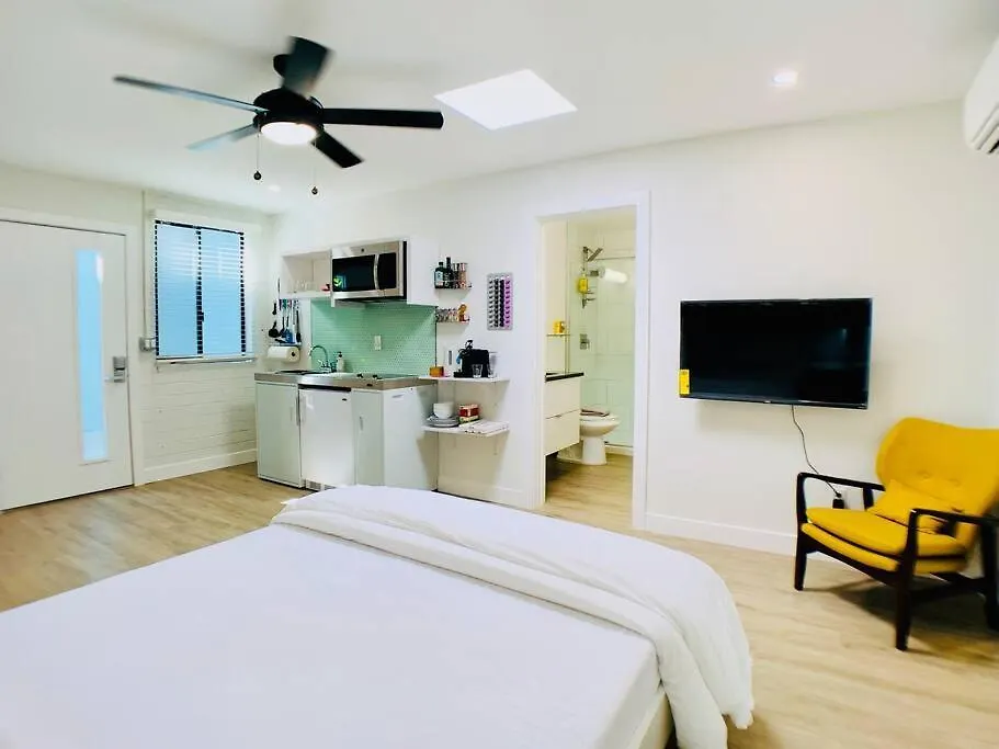 Apartamento Intimate Well Appointed Studio W Pool Scottsdale