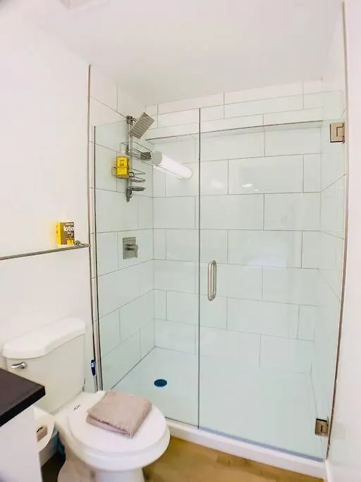 Intimate Well Appointed Studio W Pool Scottsdale Apartamento